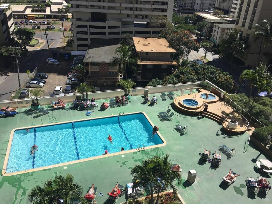 Diamond Head View @Waikiki Banyan Apartment Honolulu Exterior photo